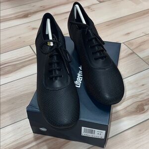 Liberty Dance, L1001-11, Black Leather, 1.5” Heel